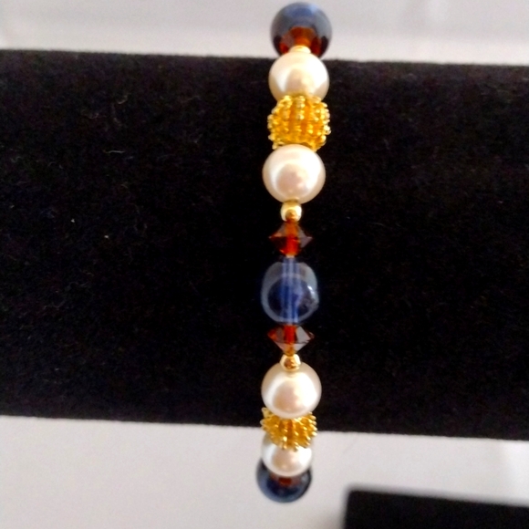 Jewelry - Gold Beaded Bracelet